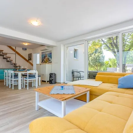 Turquoise Breeze * Klenovica