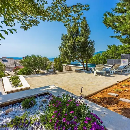 Villa Turquoise Breeze Klenovica