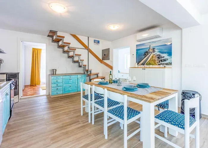 Turquoise Breeze Klenovica