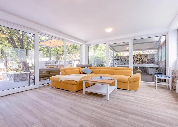 Turquoise Breeze Klenovica