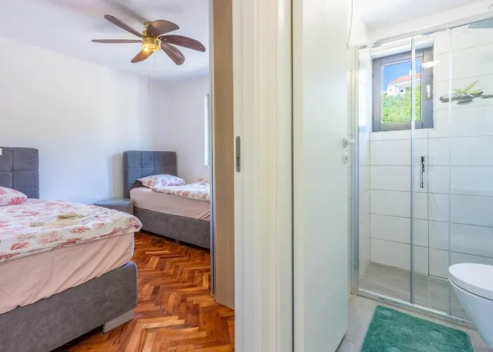 Turquoise Breeze Villa *